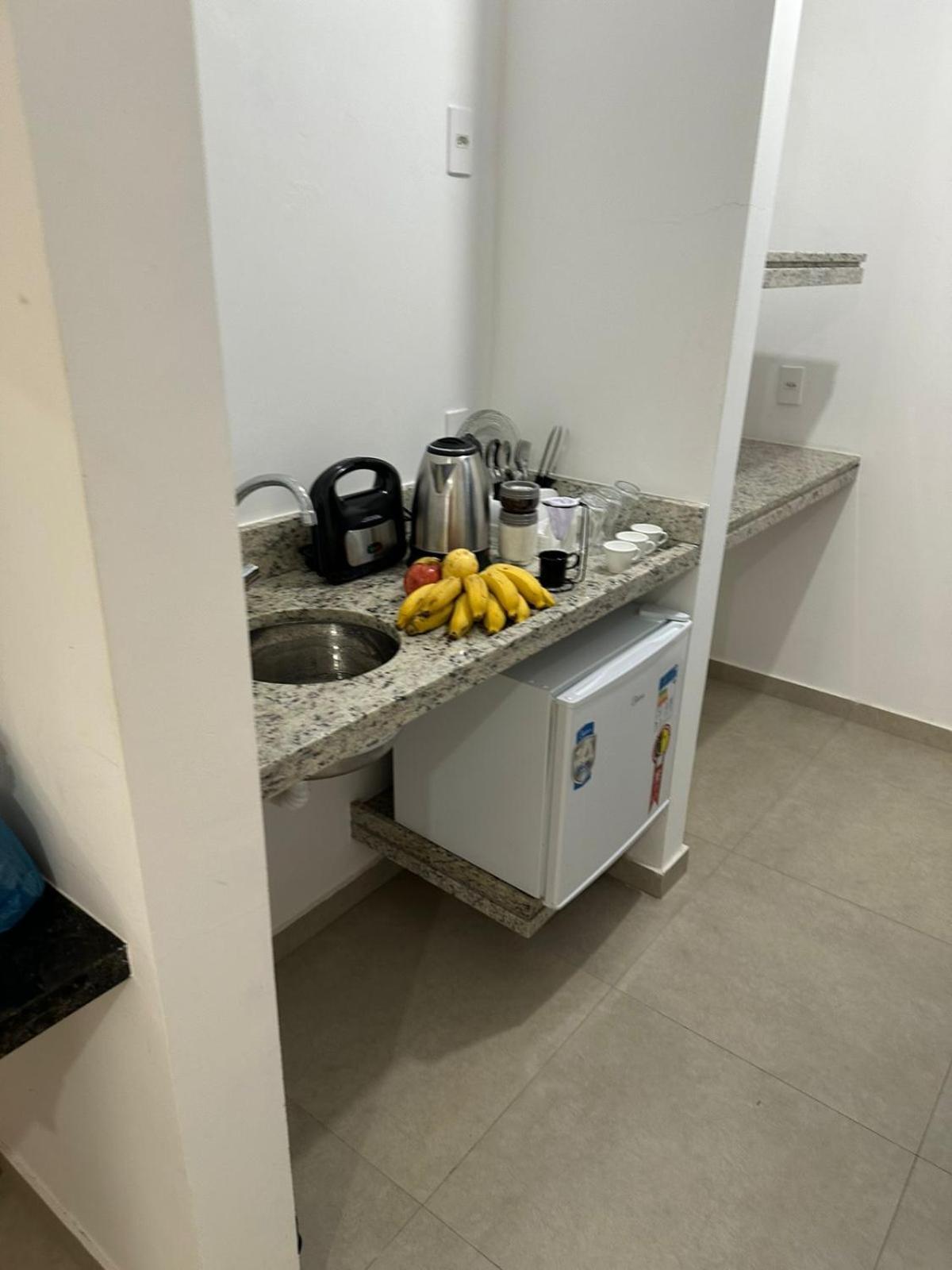 Suite Grega 5- Centro Da Vila Abraao エクステリア 写真