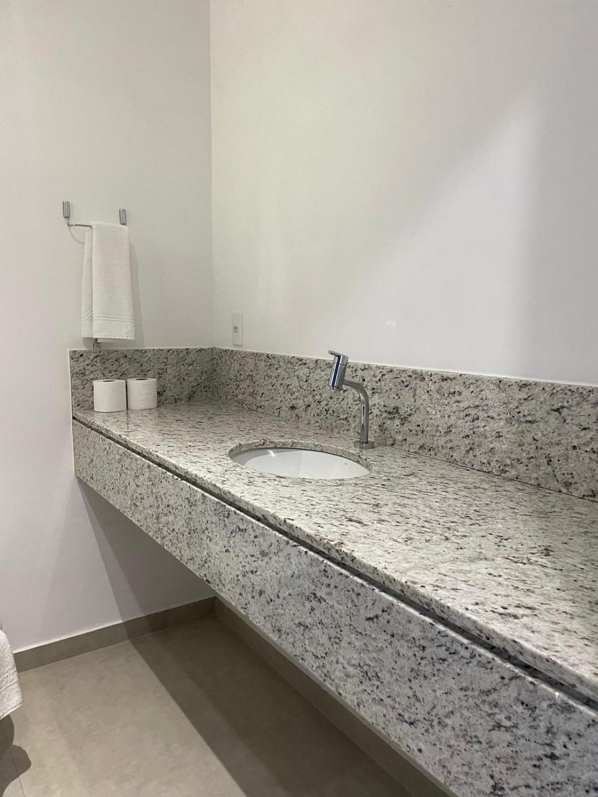Suite Grega 5- Centro Da Vila Abraao エクステリア 写真